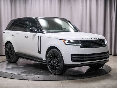 Used 2024 Land Rover Range Rover SE image 5
