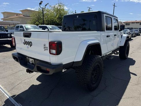 Used 2022 Jeep Gladiator Sport AWD/4WD image 7
