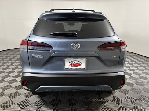 Used 2026 Toyota Corolla Cross LE FWD image 6