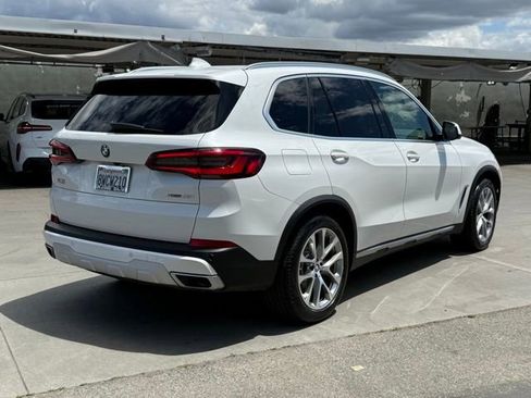 Used 2021 BMW X5 sDrive40i w/ Premium Package RWD image 8