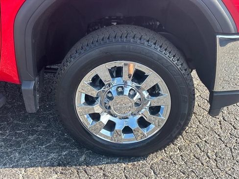Used 2022 GMC Sierra 2500 SLT w/ SLT Preferred Package AWD/4WD image 10