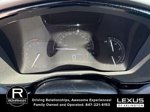 Used 2017 Cadillac XT5 Luxury w/ Driver Awareness Package AWD/4WD image 11
