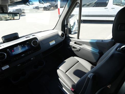 New 2026 Mercedes-Benz Sprinter 3500 image 18
