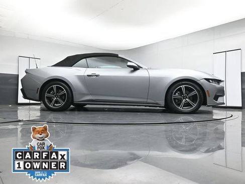 Used 2024 Ford Mustang Premium RWD image 31
