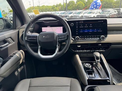 Used 2026 Chevrolet Colorado ZR2 AWD/4WD image 13
