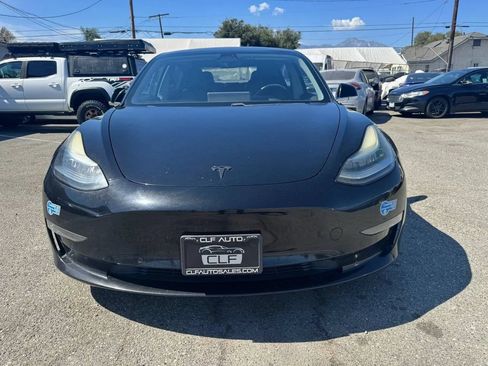 Used 2018 Tesla Model 3 Long Range AWD/4WD image 2