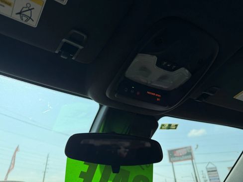 Used 2024 Chevrolet TrailBlazer ACTIV w/ Driver Confidence Package image 25