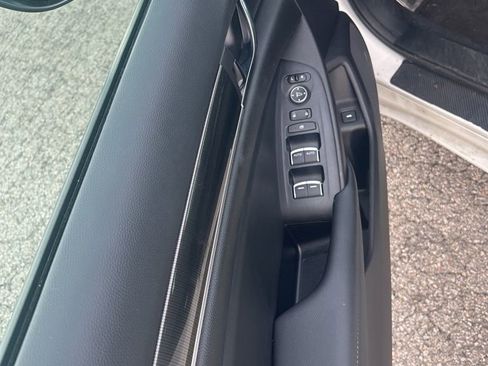 Used 2022 Honda Accord Sport image 12