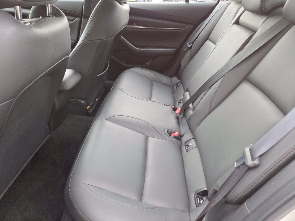 Used 2023 MAZDA MAZDA3 s FWD image 21