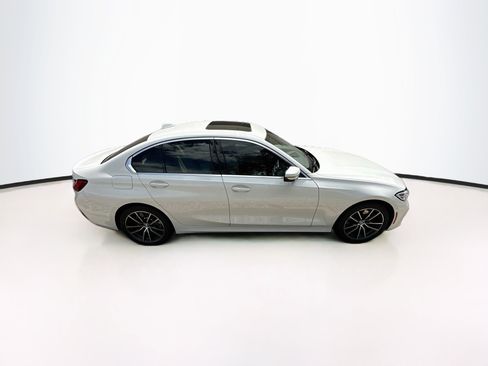 Used 2022 BMW 330i xDrive Sedan w/ Convenience Package AWD/4WD image 10