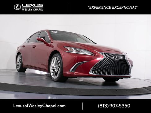 Used 2021 Lexus ES 350 Ultra Luxury w/ Accessory Package 2 FWD image 1