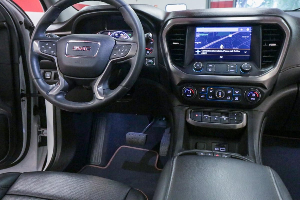 Used 2023 GMC Acadia AT4 w/ Technology Package AWD/4WD image 26