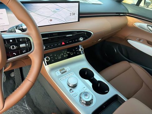 New 2026 Genesis GV70 2.5T Advanced image 28