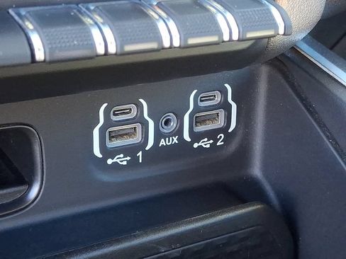 Used 2020 RAM 1500 Big Horn AWD/4WD image 24
