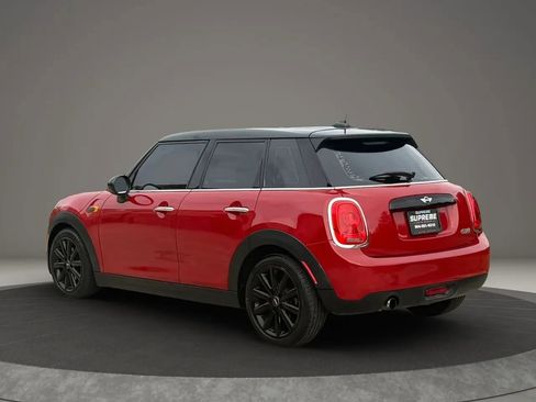 Used 2017 MINI Cooper 4-Door Hardtop FWD image 5