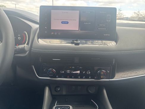 New 2026 Nissan Rogue Platinum w/ Platinum Premium Package image 16