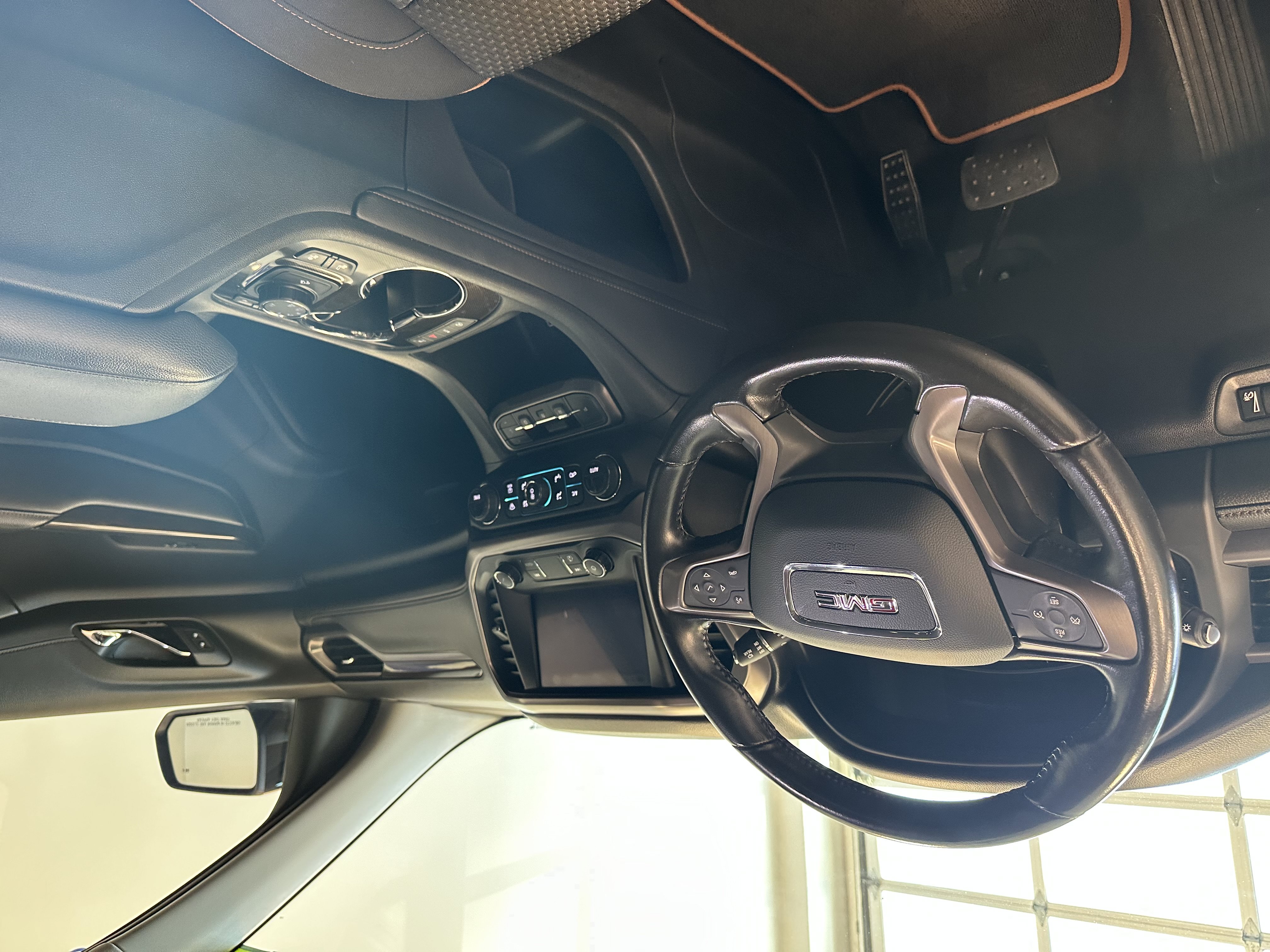 Used 2020 GMC Acadia AT4 w/ Trailering Package AWD/4WD image 9