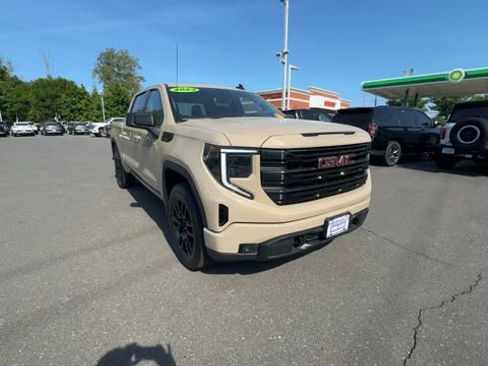 Used 2023 GMC Sierra 1500 Elevation AWD/4WD image 2