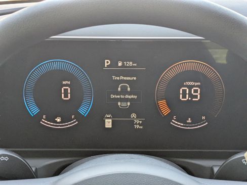 New 2026 Hyundai Tucson SE image 17