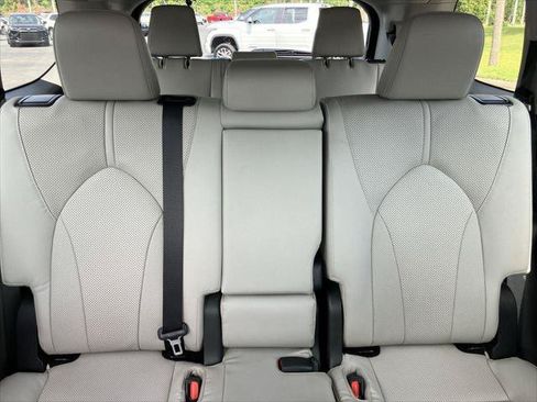 Certified 2025 Toyota Grand Highlander AWD Hybrid image 37