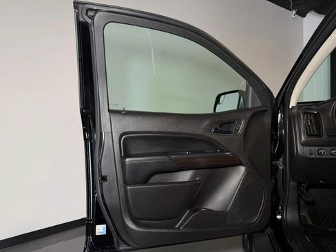 Used 2015 GMC Canyon SLT AWD/4WD image 17