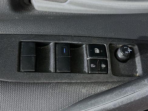 Used 2020 Toyota Corolla LE image 14