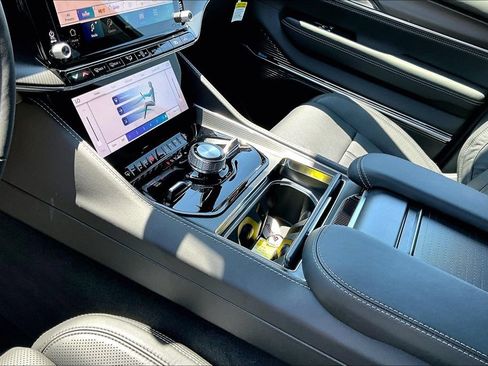 New 2026 Jeep Grand Wagoneer L Summit AWD/4WD image 8