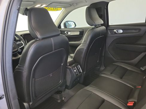 Certified 2026 Volvo XC40 B5 Plus AWD/4WD image 14