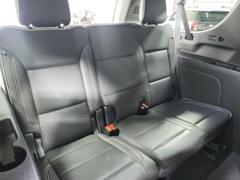 Used 2023 Chevrolet Suburban Premier AWD/4WD image 52