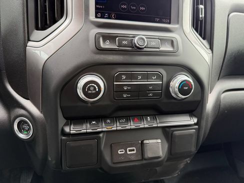 Used 2023 GMC Sierra 1500 Pro w/ Pro Value Package AWD/4WD image 18