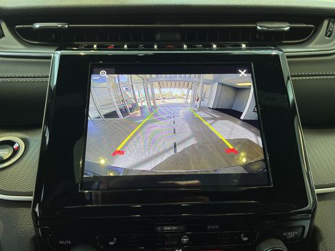 New 2025 Jeep Grand Cherokee Laredo X w/ Luxury Tech Group I RWD image 24