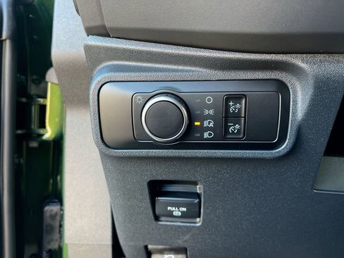 New 2025 Ford Bronco Big Bend image 30