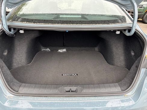 New 2026 Nissan Sentra SR w/ SR Premium Package FWD image 16