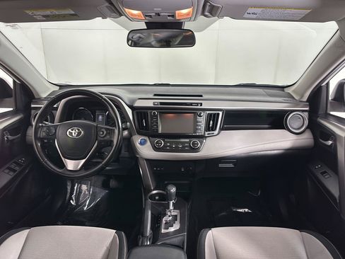 Used 2017 Toyota RAV4 XLE w/ Convenience Package AWD/4WD image 18