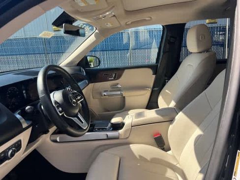 Certified 2023 Mercedes-Benz GLB 250 image 19