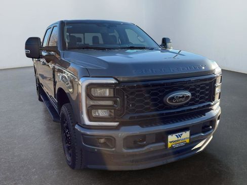 New 2026 Ford F350 Lariat w/ Black Appearance Package image 14