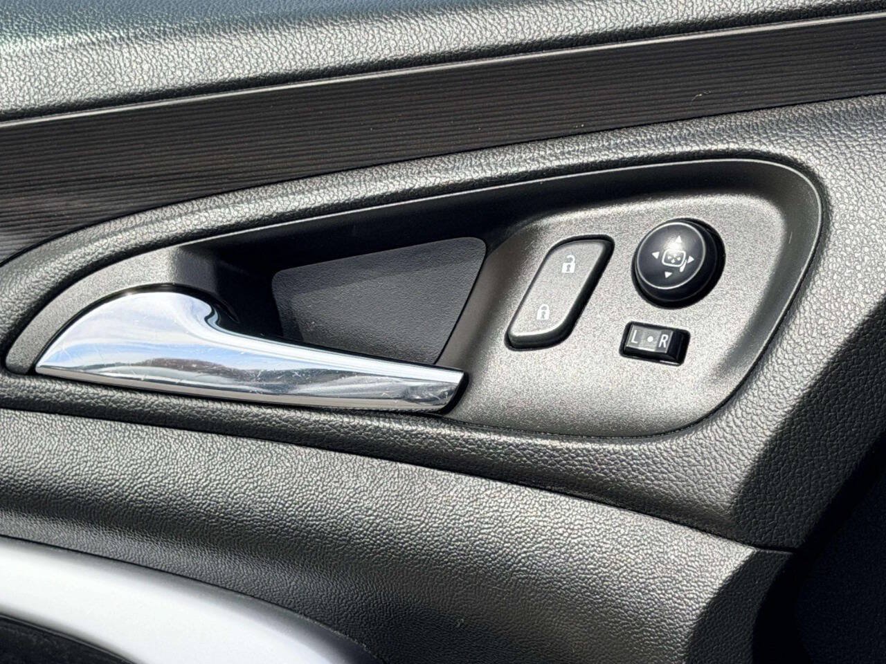 Used 2015 Buick Regal FWD image 15