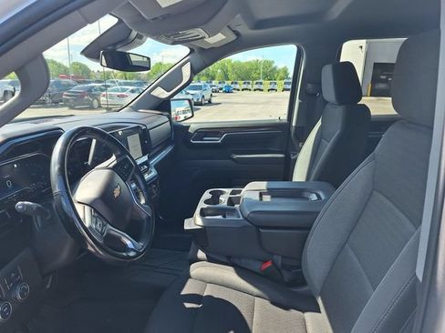 Used 2023 Chevrolet Silverado 1500 LT w/ Protection Package AWD/4WD image 11