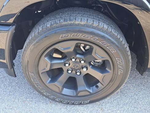 Certified 2025 RAM 1500 Lone Star AWD/4WD image 11