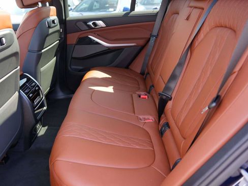 Used 2026 BMW X5 sDrive40i w/ M Sport Package RWD image 10