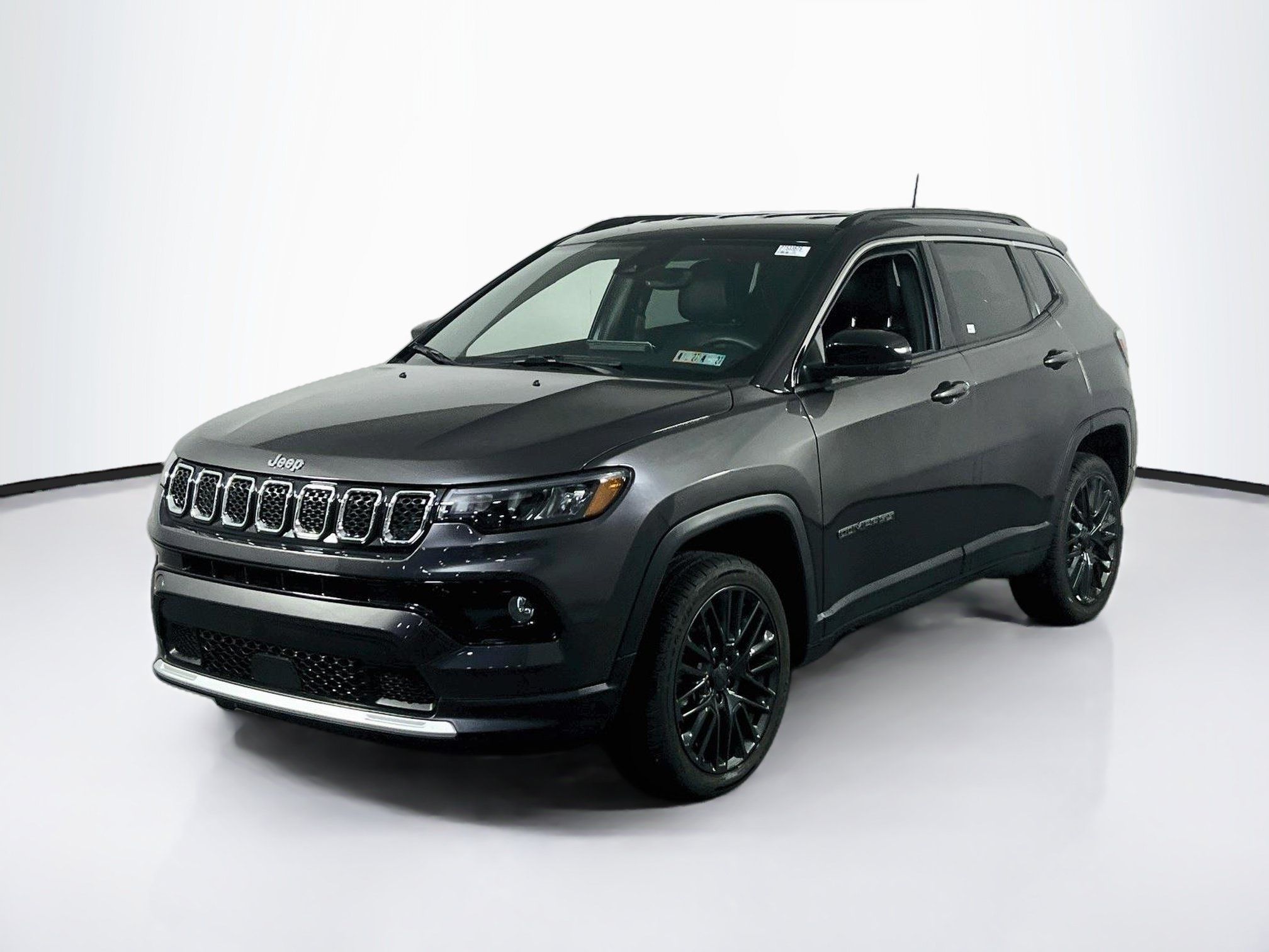 Used 2023 Jeep Compass Limited w/ Elite Group AWD/4WD image 1