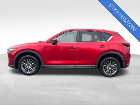 Used 2017 MAZDA CX-5 Touring image 4