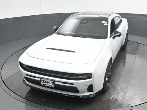 New 2026 Dodge Charger R/T AWD/4WD image 32