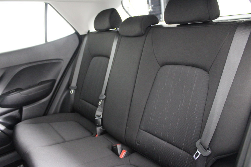 Certified 2024 Hyundai Venue SE FWD image 20
