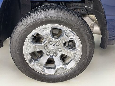 Used 2019 RAM 1500 Big Horn image 32