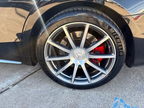 Used 2015 Mercedes-Benz S 63 AMG 4MATIC Sedan image 24
