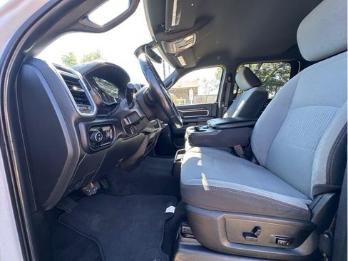 Used 2024 RAM 2500 Big Horn AWD/4WD image 14