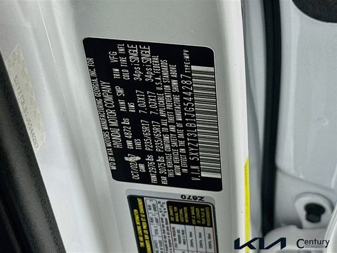 Used 2018 Hyundai Santa Fe Sport w/ Cargo Package image 29