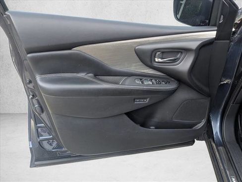 Used 2016 Nissan Murano SL w/ SL Technology Package image 12