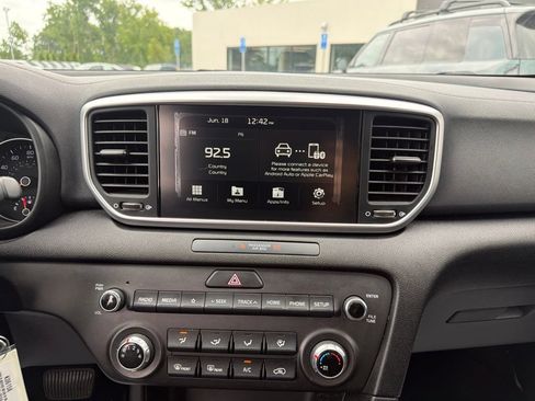 Used 2020 Kia Sportage LX AWD/4WD image 26